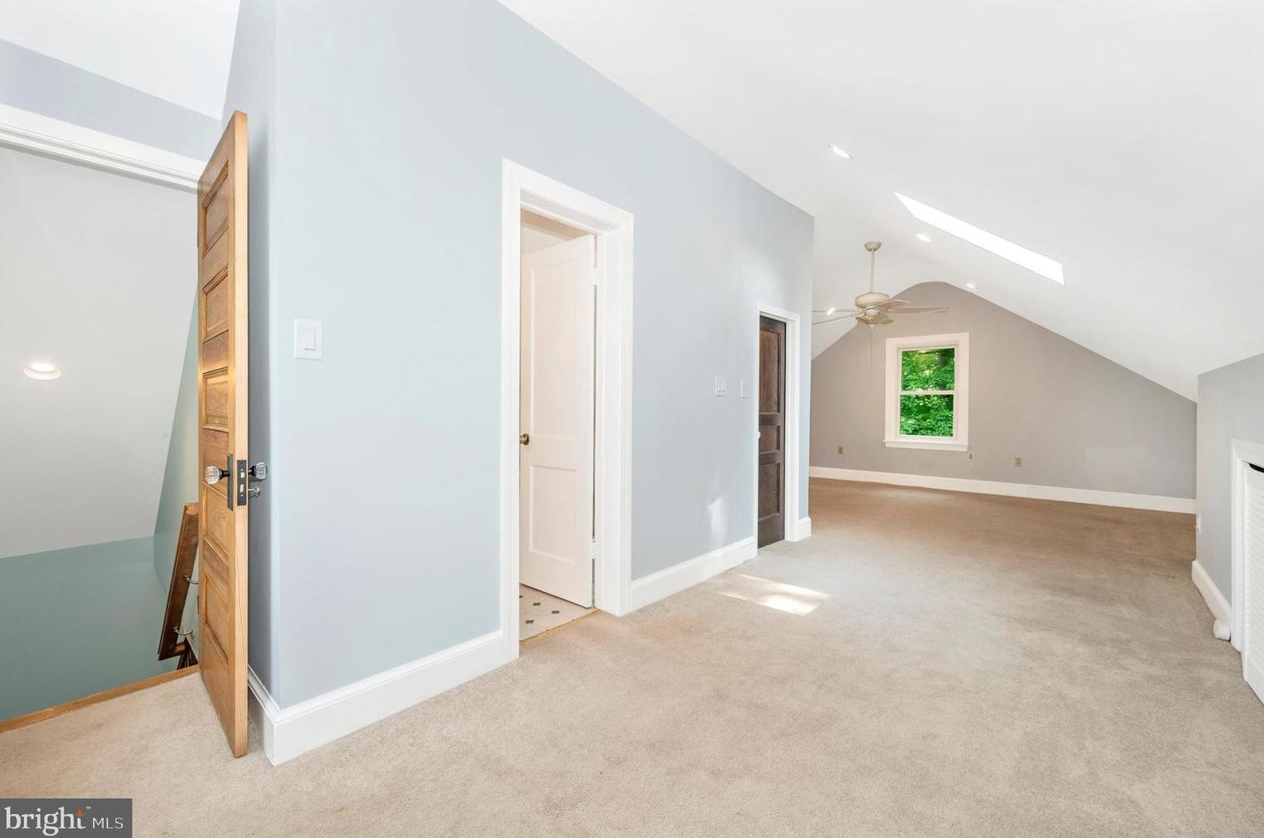 11 Brookes Ave, Gaithersburg MD  20877-2701 exterior