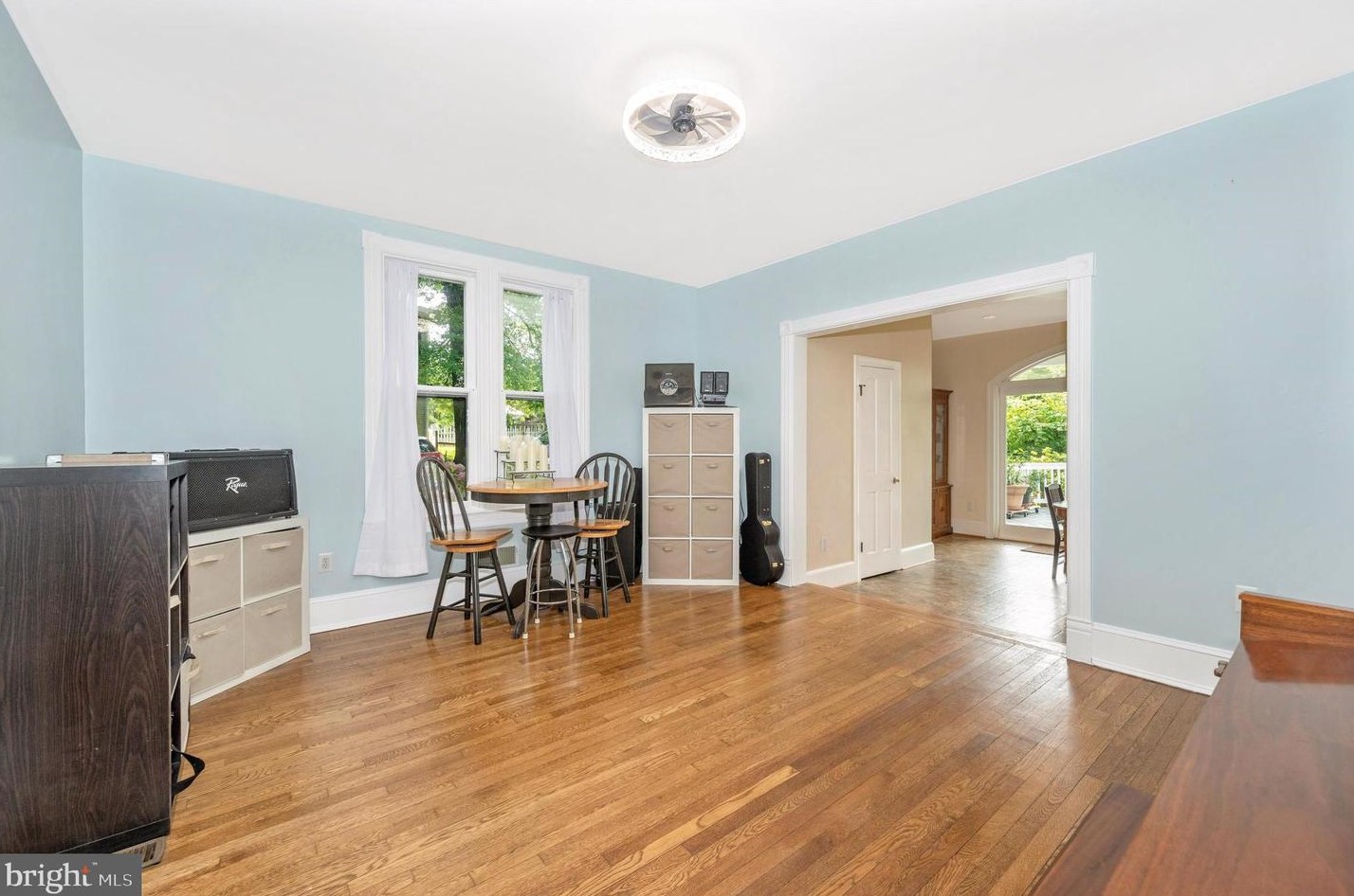11 Brookes Ave, Gaithersburg MD  20877-2701 exterior