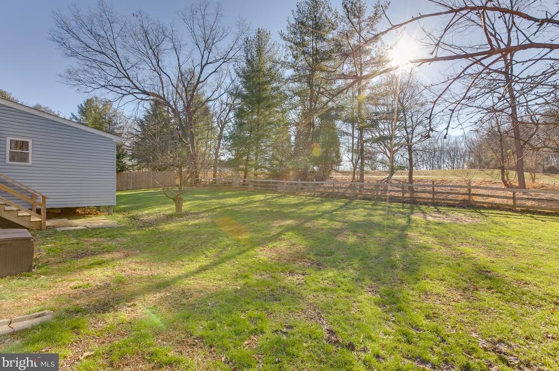 8828 Blue Smoke Dr, Gaithersburg, MD 20879