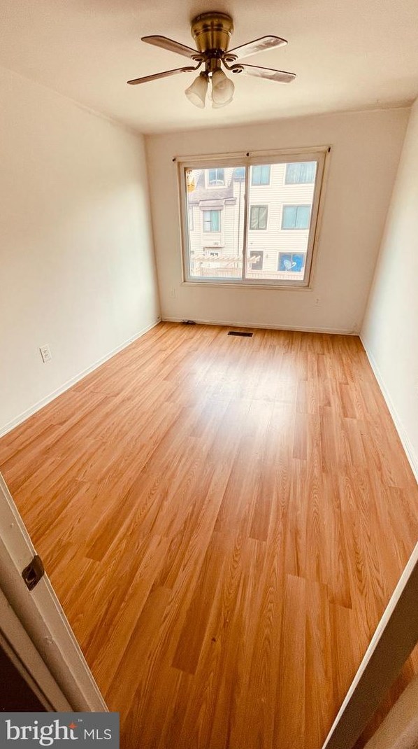 10044 Forest View Pl, Gaithersburg MD  20886-1104 exterior