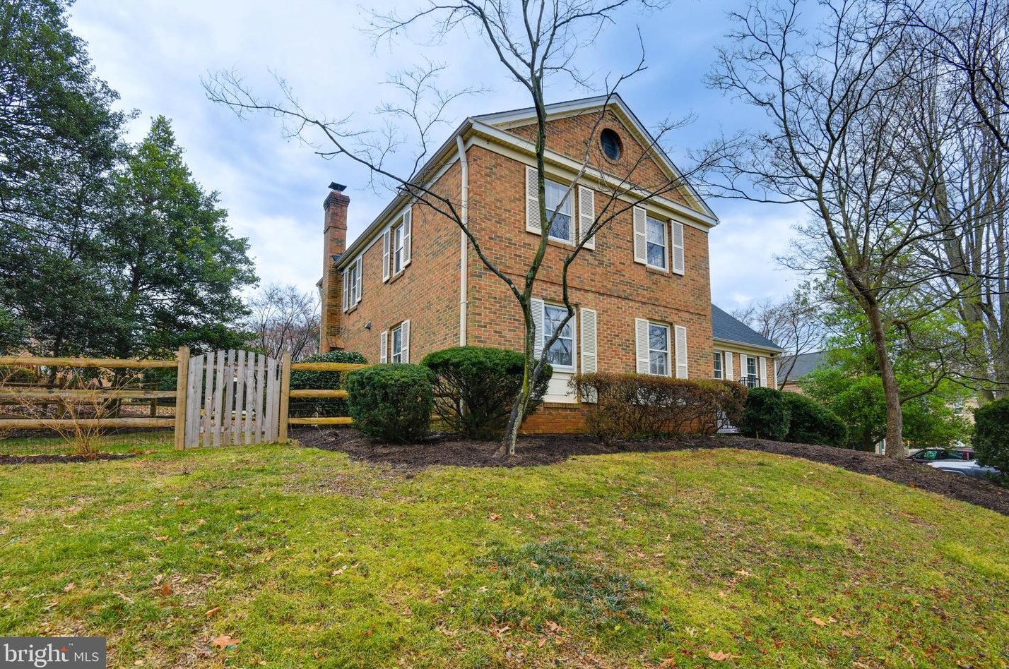 19029 Threshing, Gaithersburg, MD 20886