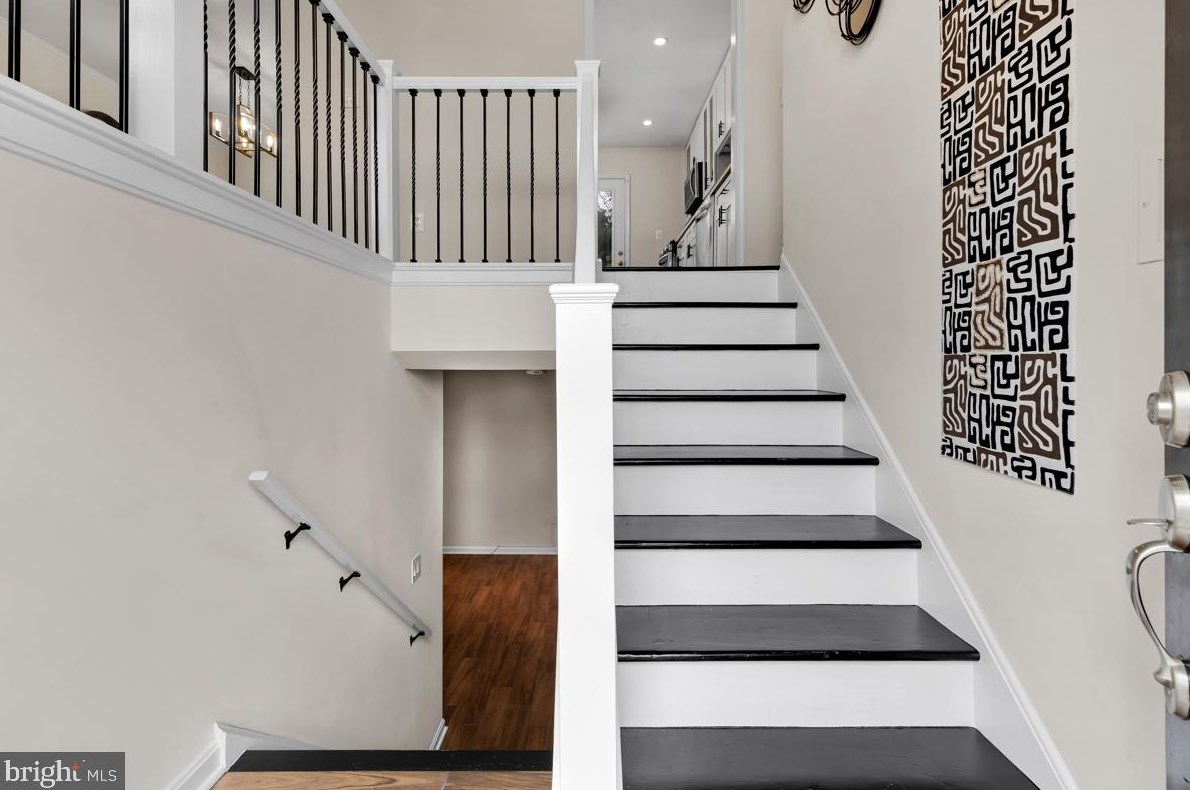 13121 Valleywood Dr, Silver Spring, MD 20906