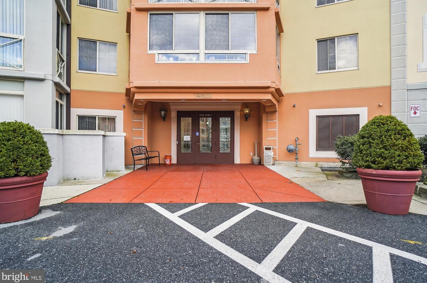 14800 Pennfield Cir #411, Silver Spring, MD 20906