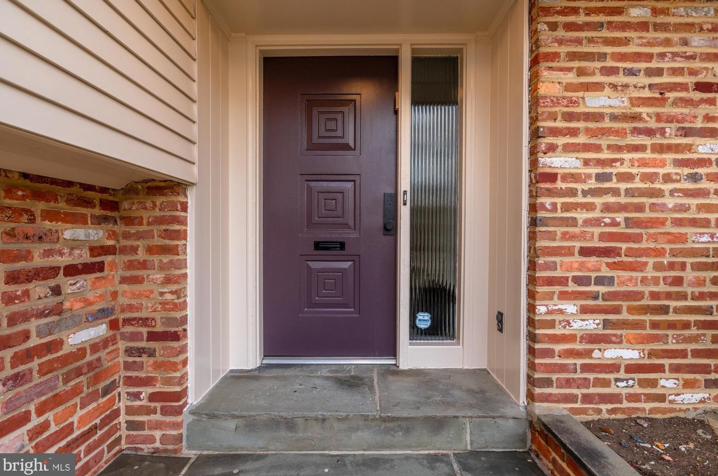 9408 Pin Oak Dr, Silver Spring, MD 20910