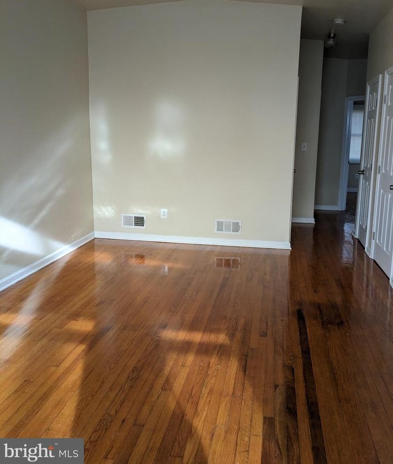 8622 11th Ave, Silver Spring, MD 20903