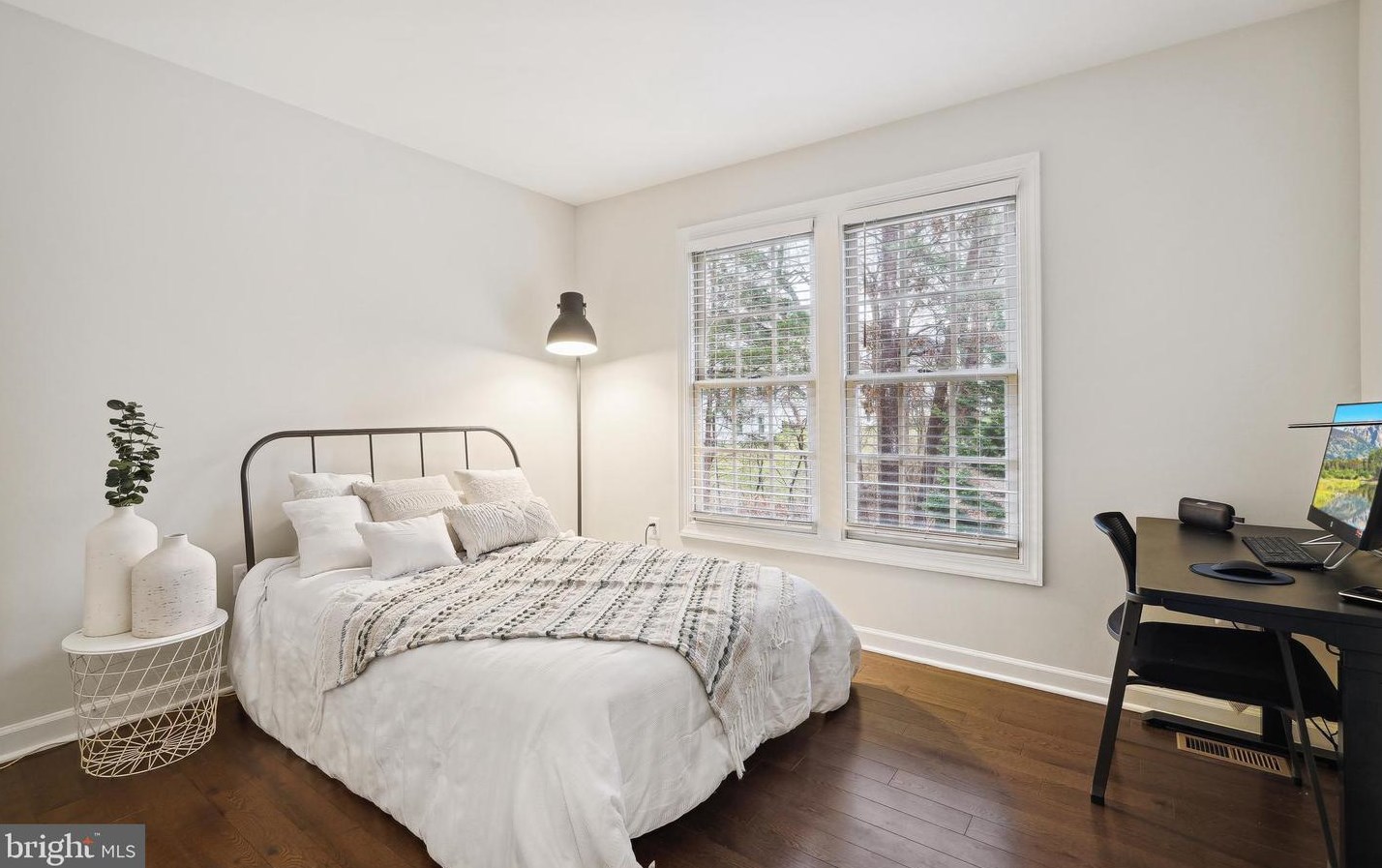 14013 Natia Manor Dr, Gaithersburg MD  20878-4858 exterior