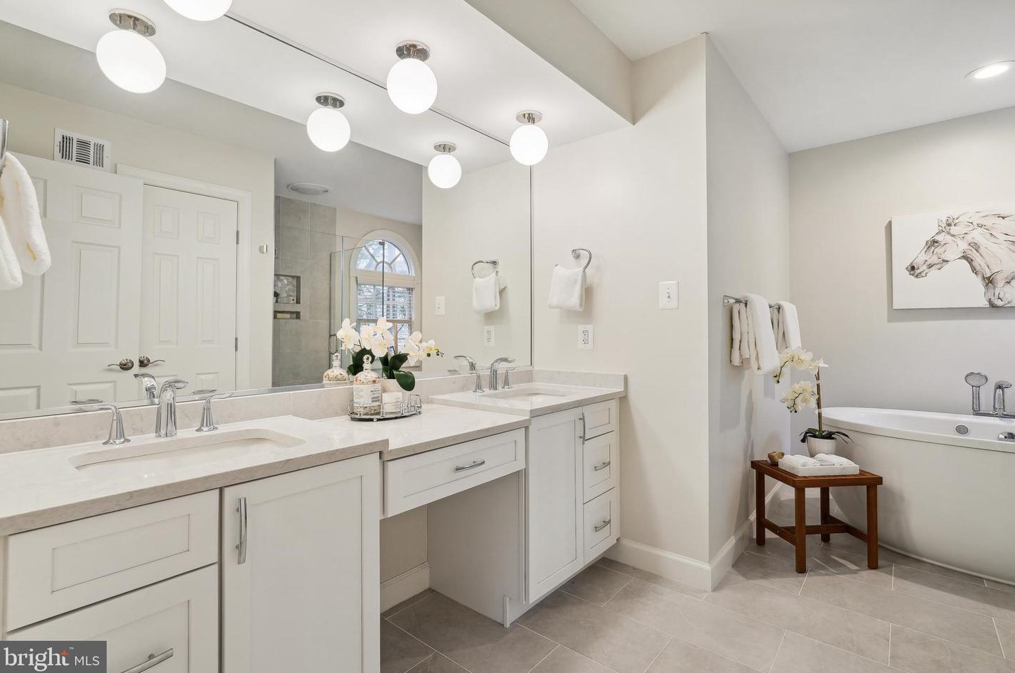 14013 Natia Manor Dr, Gaithersburg MD  20878-4858 exterior