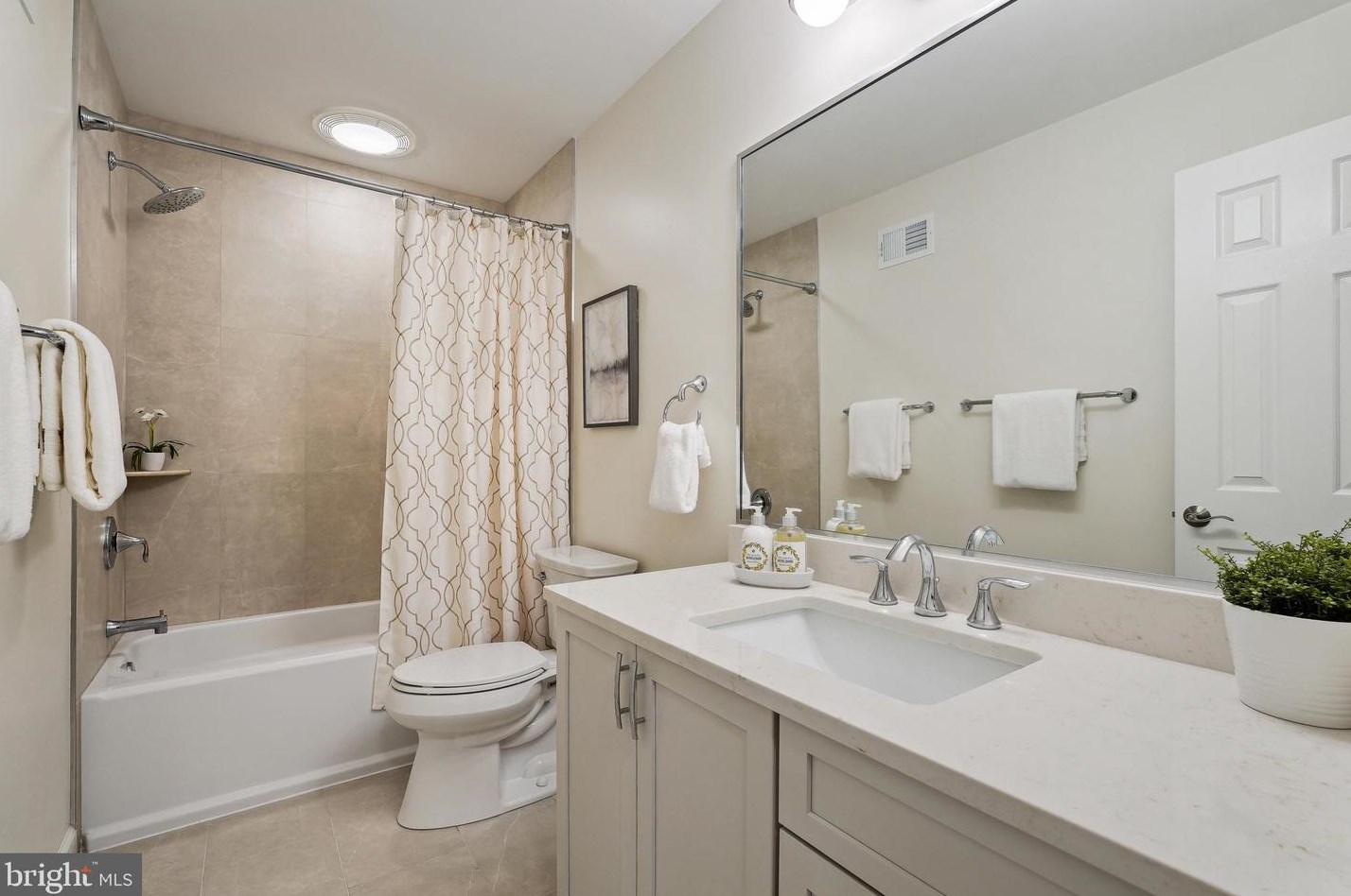 14013 Natia Manor Dr, Gaithersburg MD  20878-4858 exterior