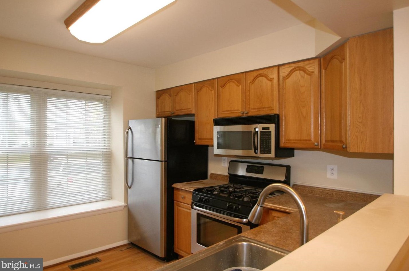 18407 Honeylocust Cir, Gaithersburg, MD 20879