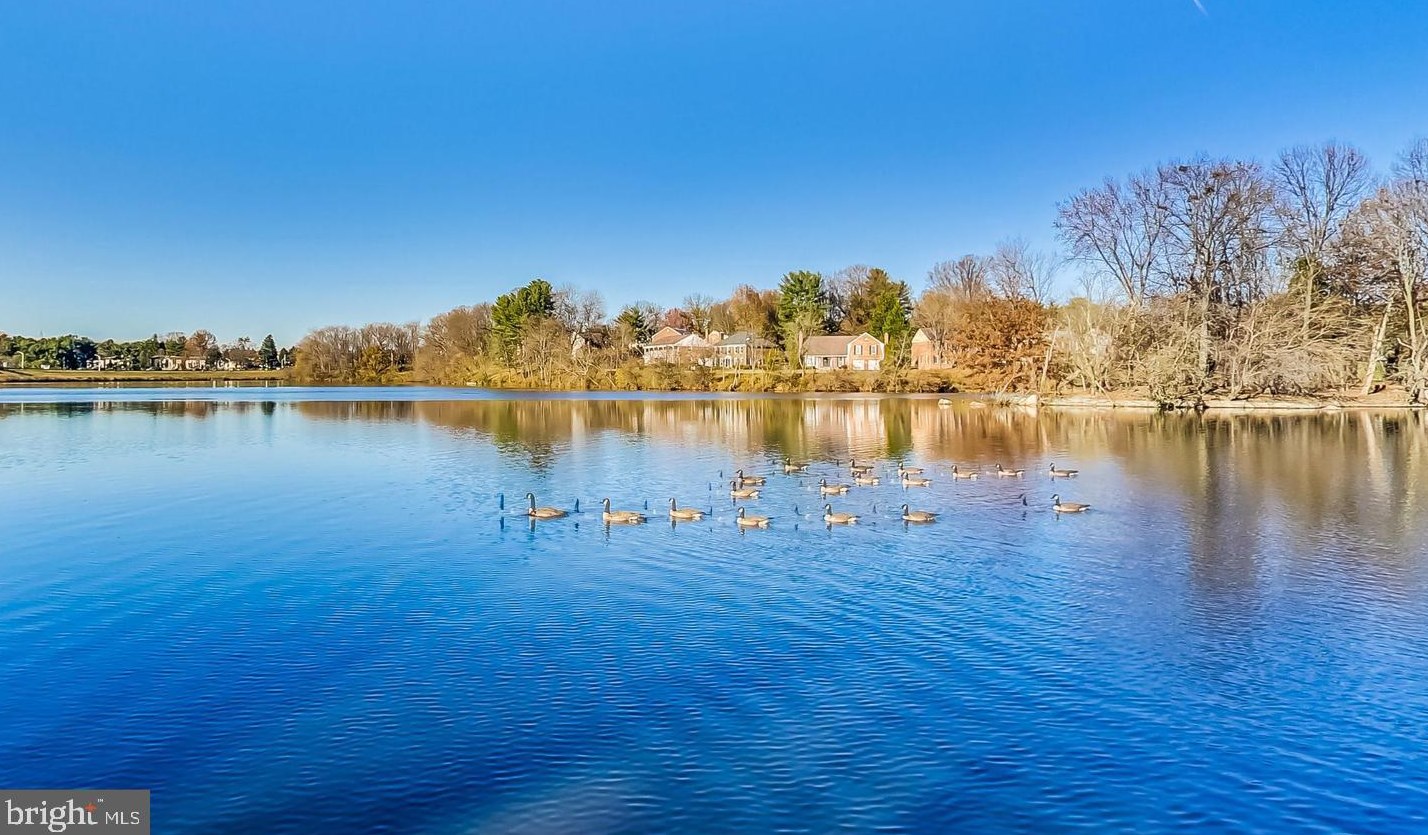 18632 Walkers Choice Rd, Gaithersburg MD  20886-0524 exterior