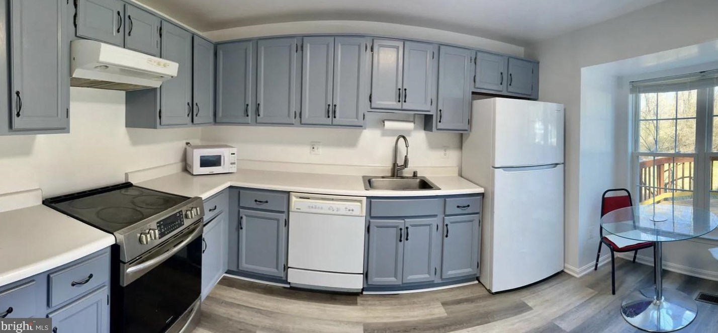 14703 Prairie Landing Way, Gaithersburg MD  20878-4328 exterior