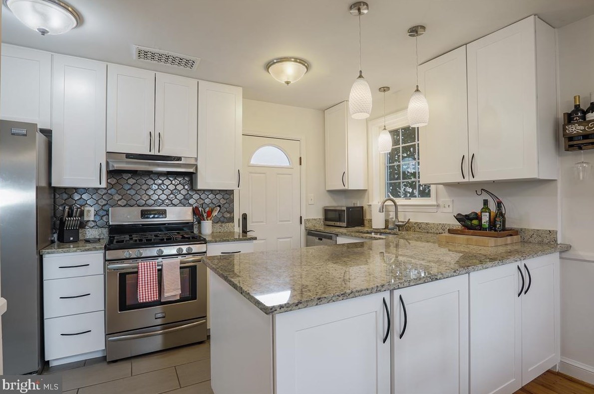 415 E Melbourne Ave, Silver Spring, MD 20901