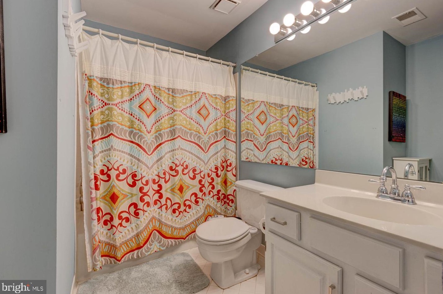 5 Marketree Ct, Gaithersburg MD  20886-4957 exterior