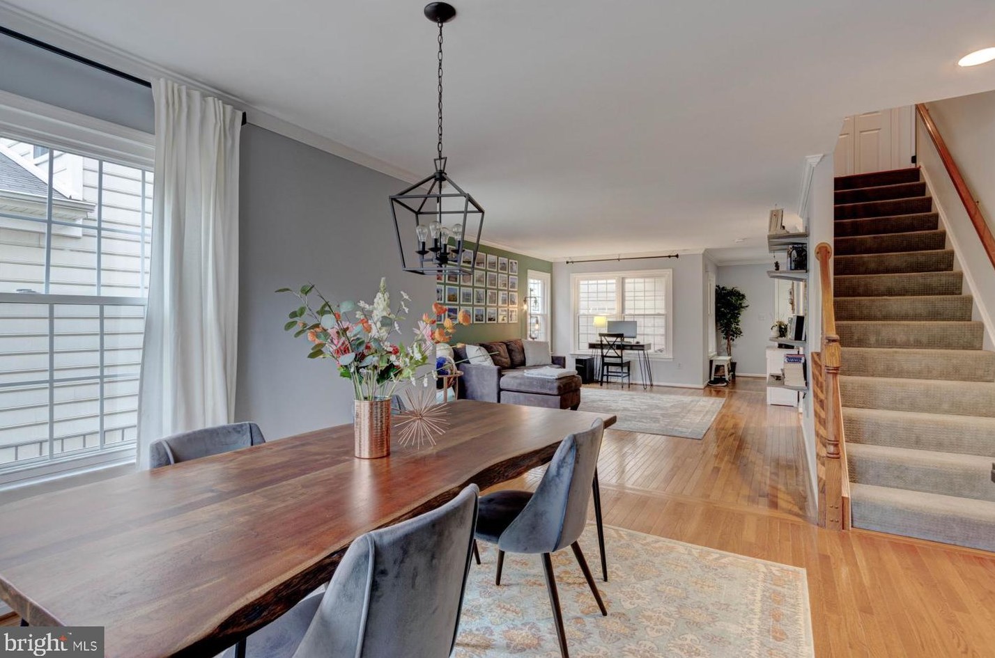 5 Marketree Ct, Gaithersburg MD  20886-4957 exterior