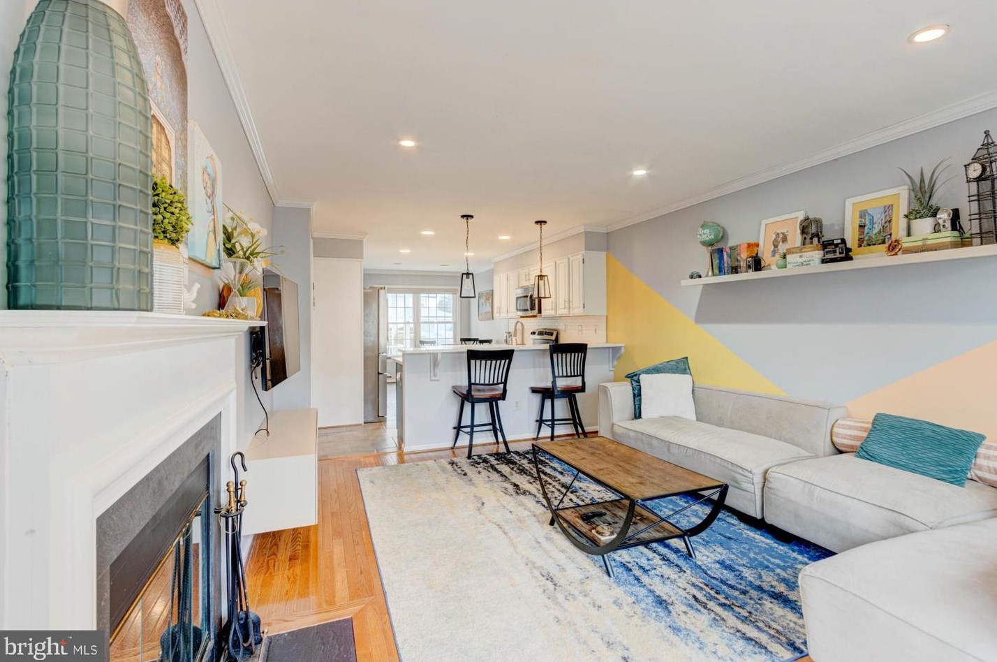 5 Marketree Ct, Gaithersburg MD  20886-4957 exterior