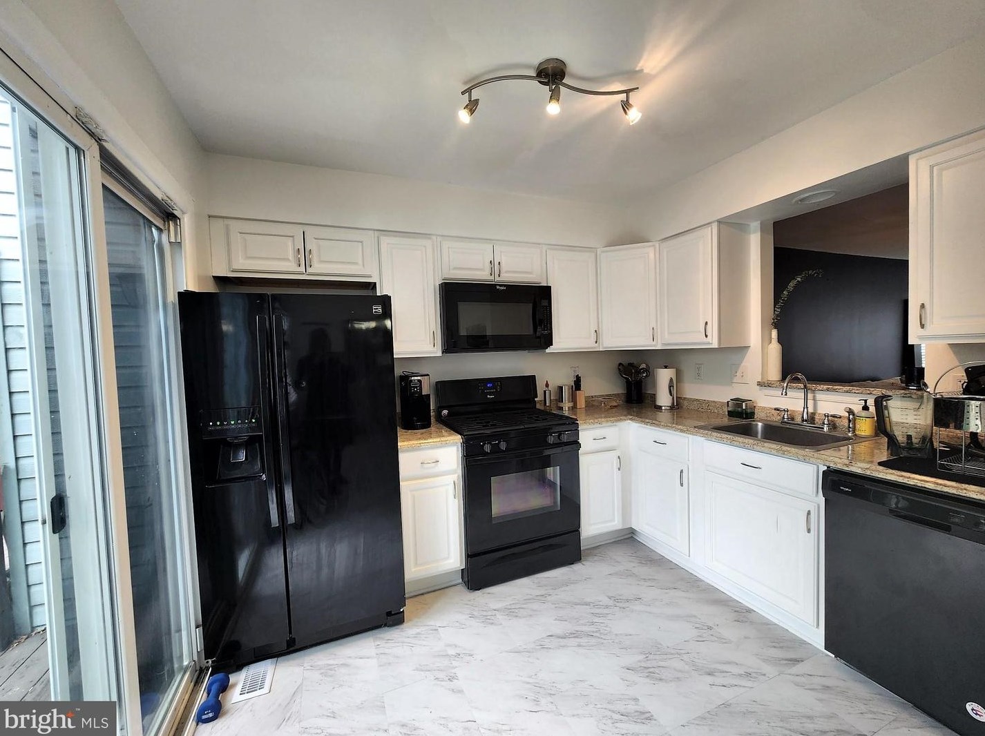 9538 Melrose Square Way, Gaithersburg, MD 20882