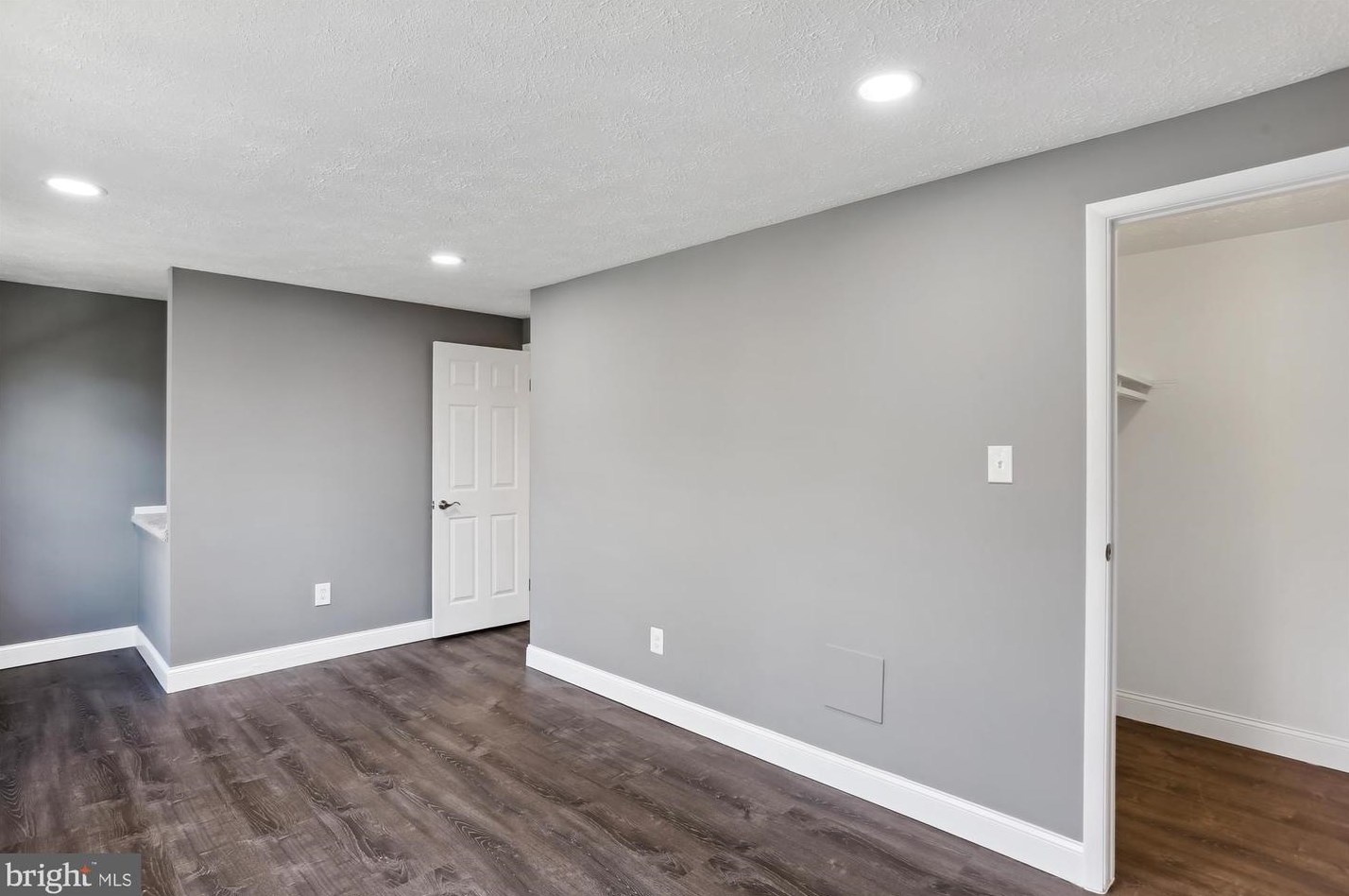 10109 Watkins Mill Pl, Gaithersburg MD  20886-1044 exterior