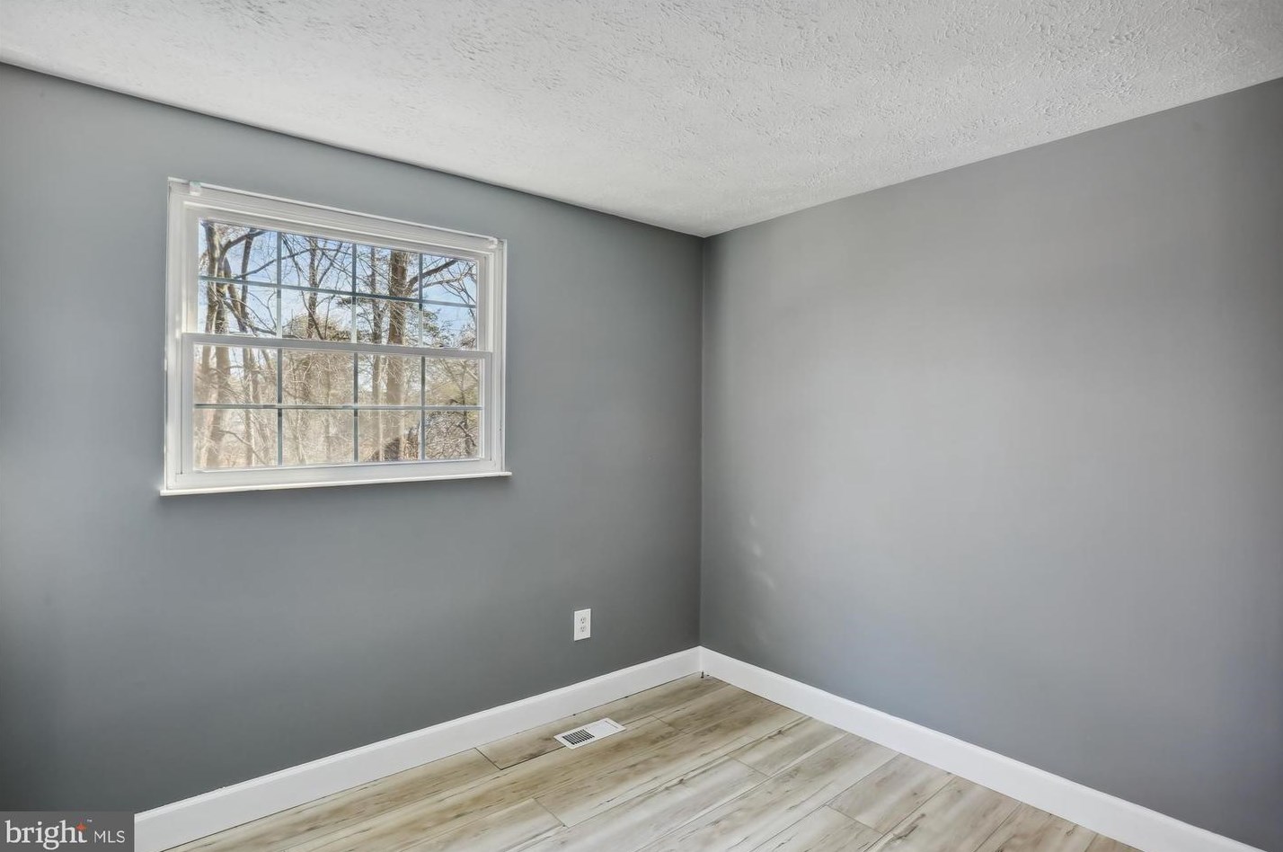 10109 Watkins Mill Pl, Gaithersburg MD  20886-1044 exterior