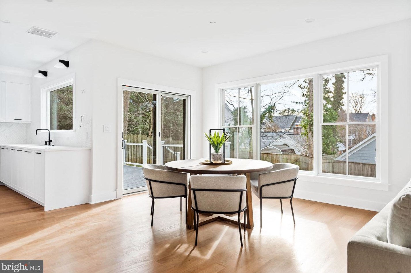 7704 Holiday Ter, Bethesda MD  20817-6616 exterior