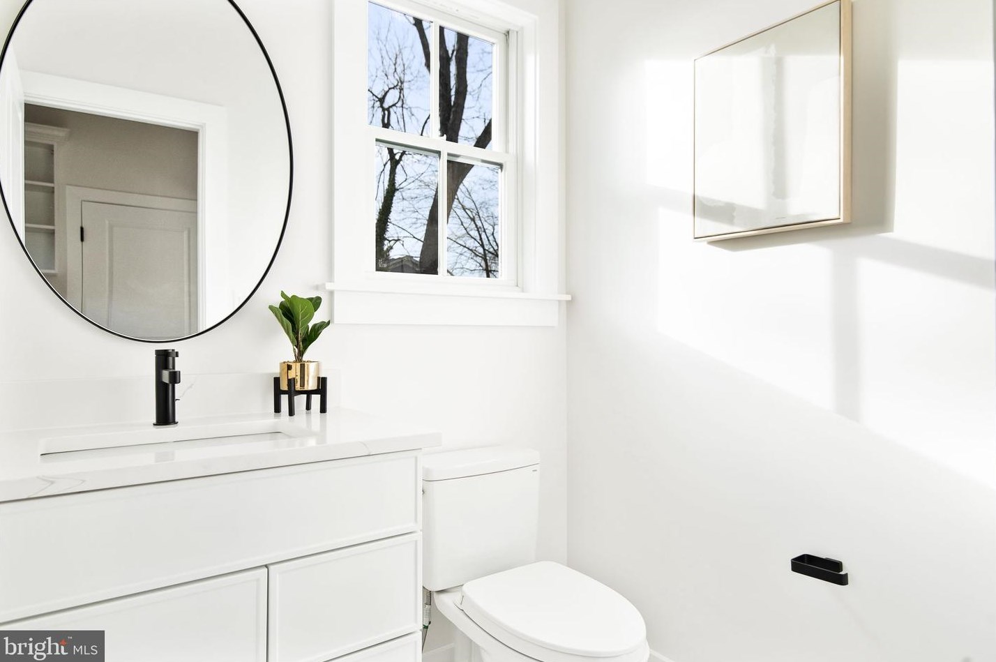 7704 Holiday Ter, Bethesda MD  20817-6616 exterior