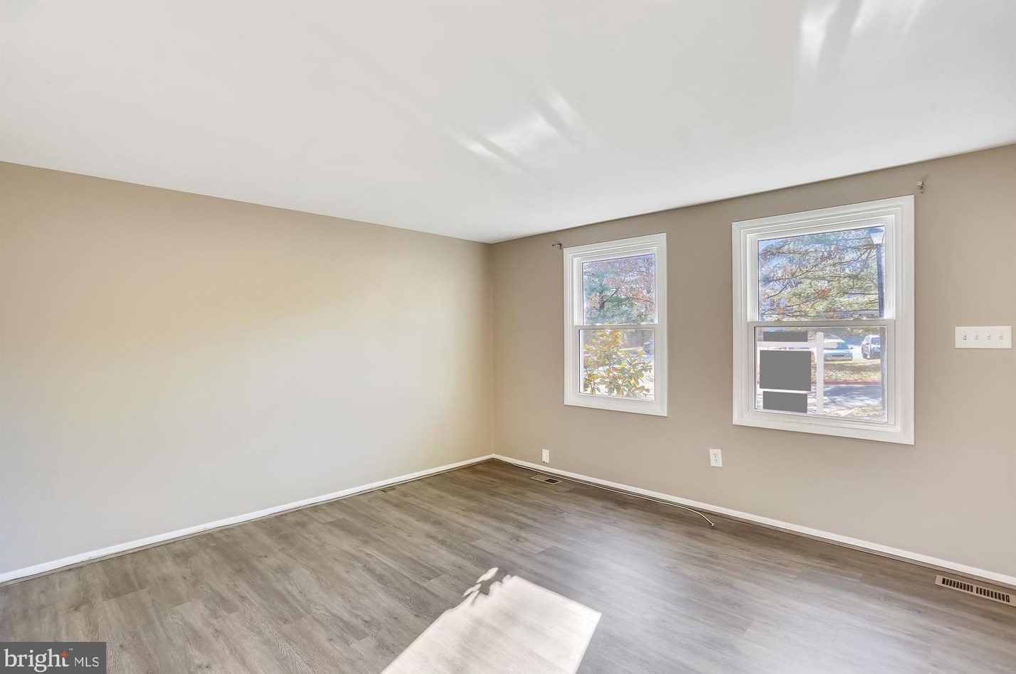 3547 Hepburn Ct, Burtonsville, MD 20866