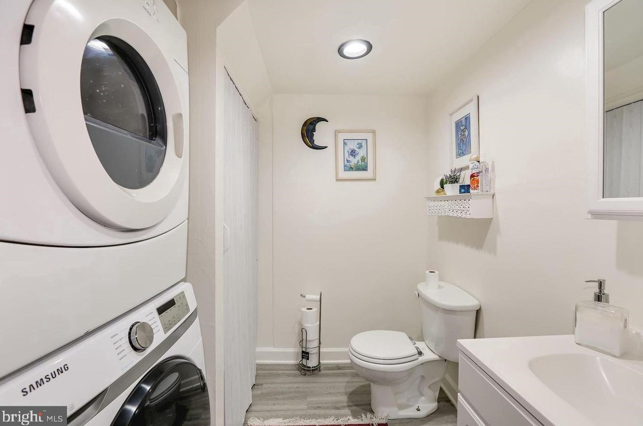 9828 Brookridge Ct, Gaithersburg MD  20886-1110 exterior