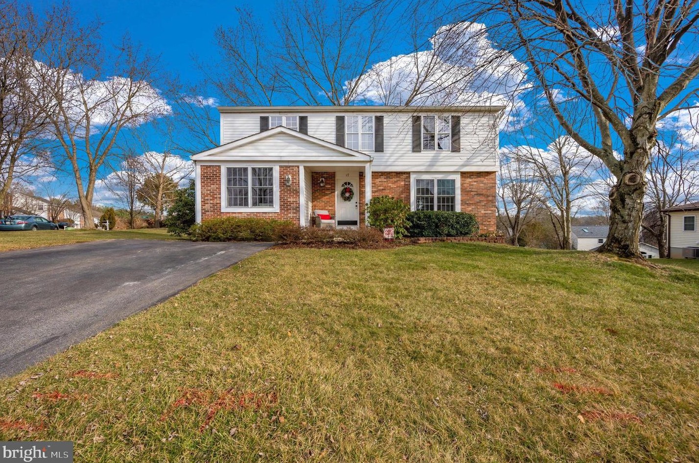 17 Rolling Green Ct, Gaithersburg, MD 20878-2581