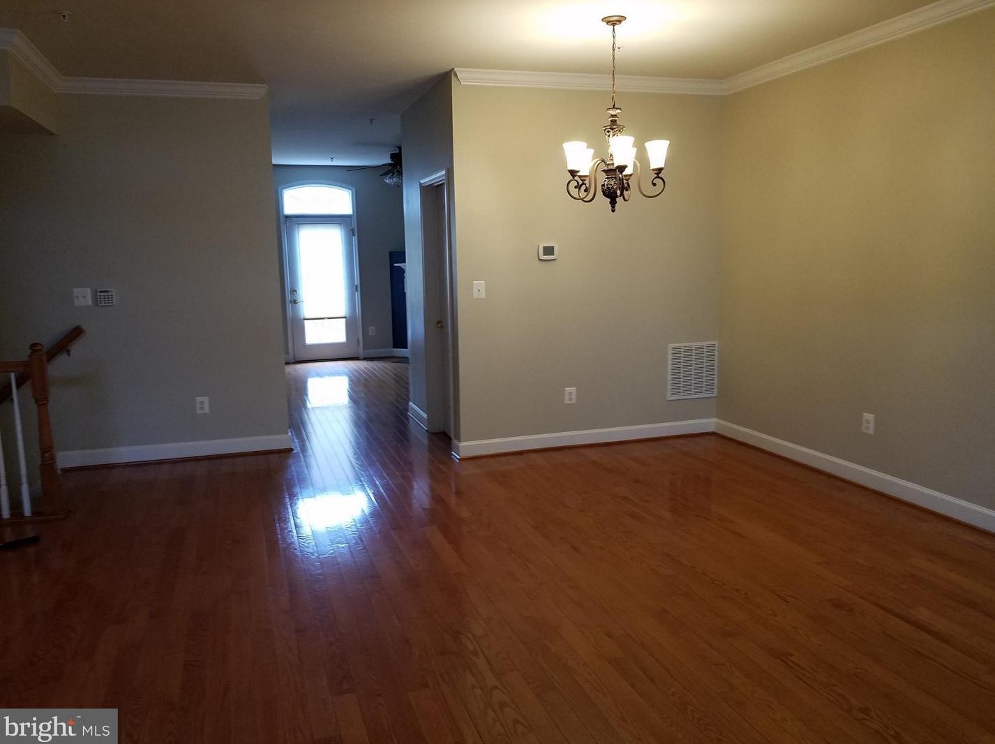 628 Cedar Spring St, Gaithersburg, MD 20877