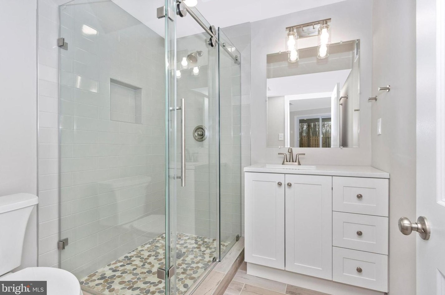 19813 Bazzellton Pl, Gaithersburg MD  20886-1432 exterior