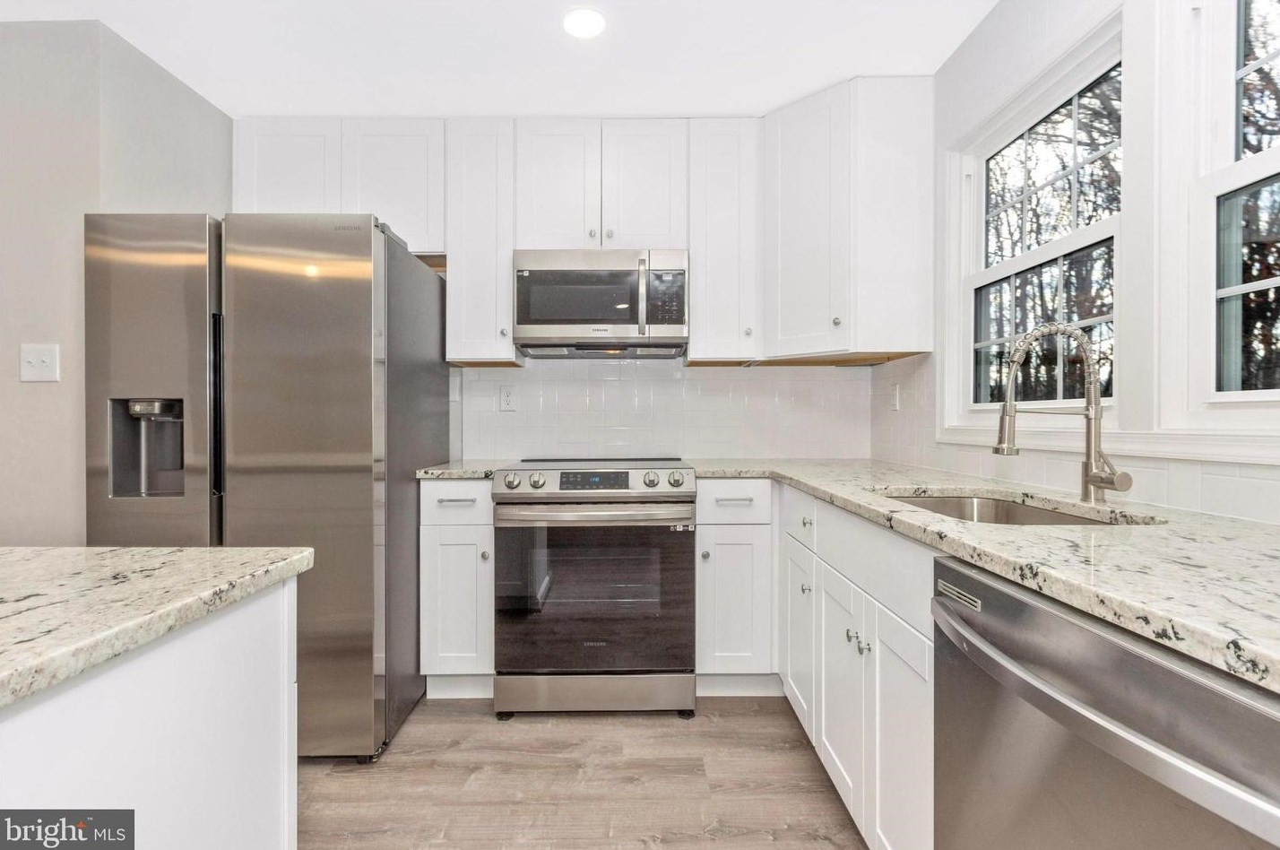 19813 Bazzellton Pl, Gaithersburg MD  20886-1432 exterior