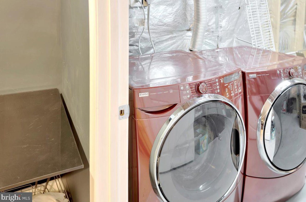 3 Quantum Ln, Gaithersburg MD  20877-3458 exterior