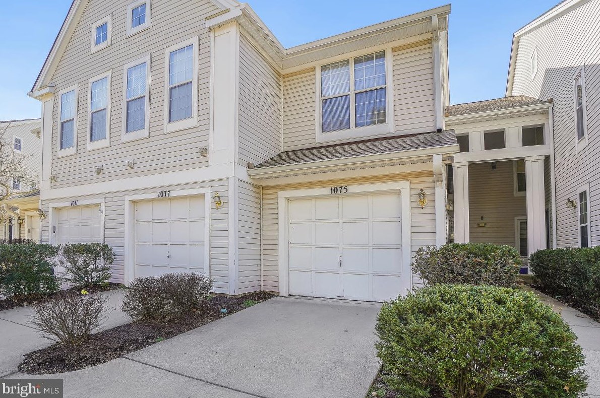 1075 Hillside Lake Ter, Gaithersburg, MD 20878-5261