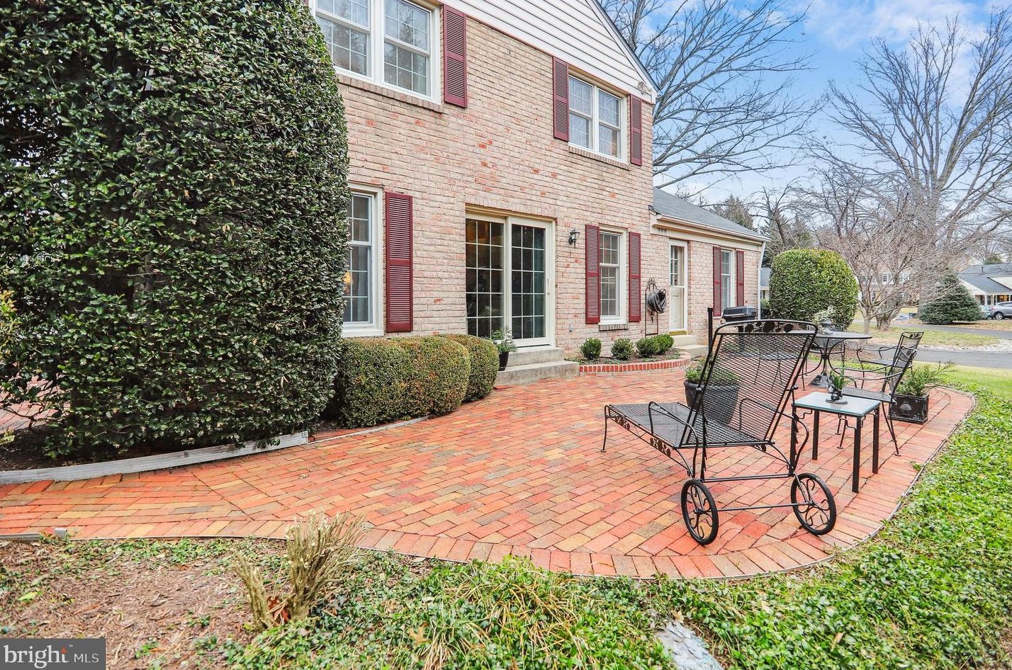 9536 Whetstone Dr, Gaithersburg MD  20886-3110 exterior