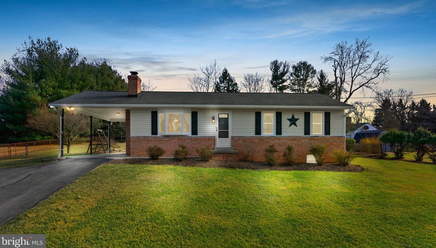 805 Tucker Ln, Ashton, MD 20861