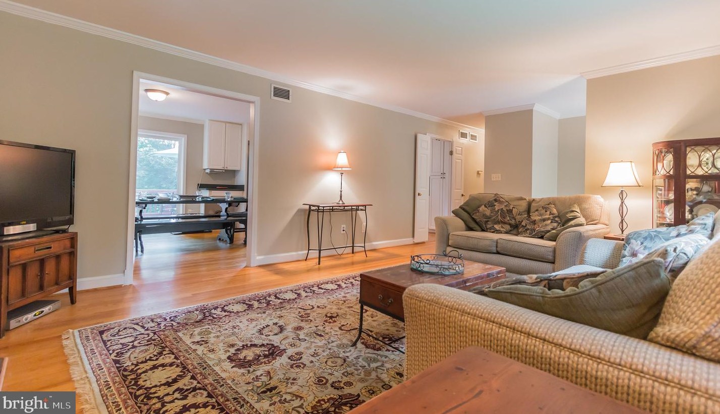 26301 Forest Vista Dr, Clarksburg MD  20871-9623 exterior