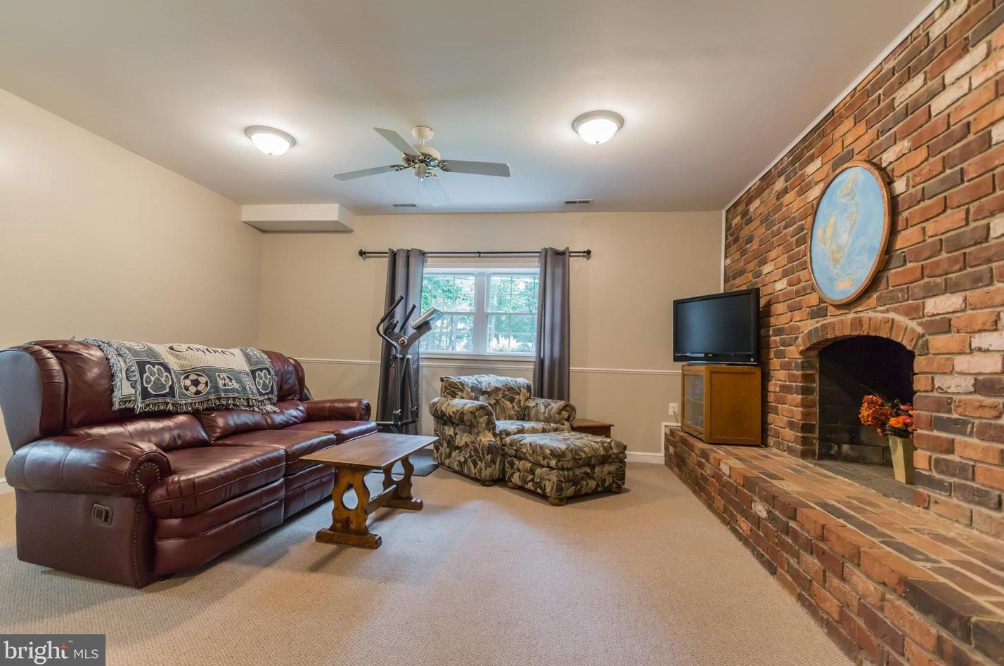 26301 Forest Vista Dr, Clarksburg MD  20871-9623 exterior