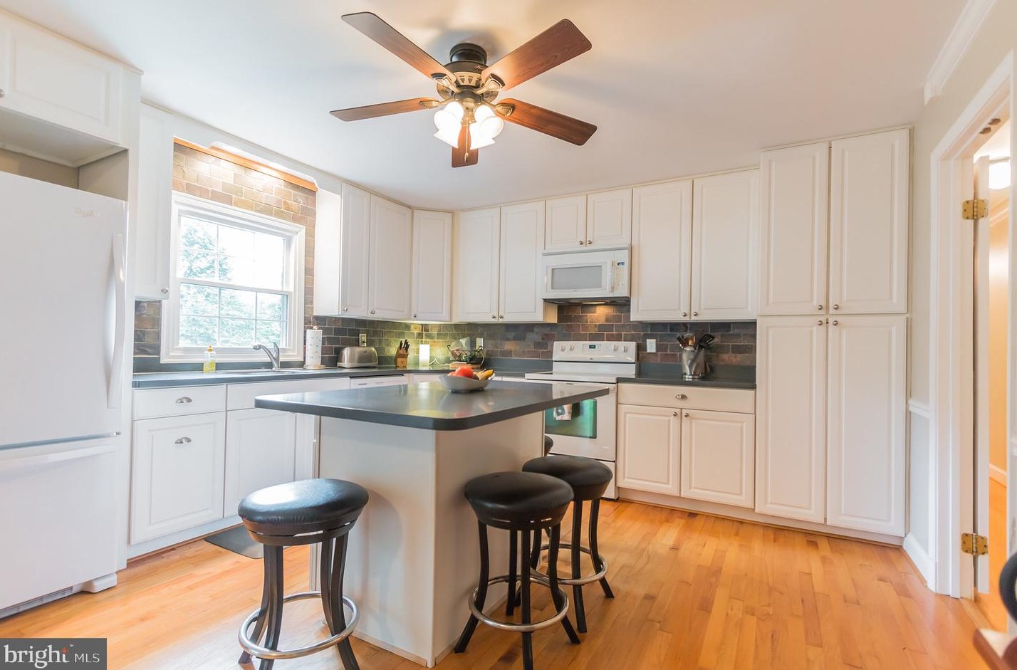 26301 Forest Vista Dr, Clarksburg MD  20871-9623 exterior