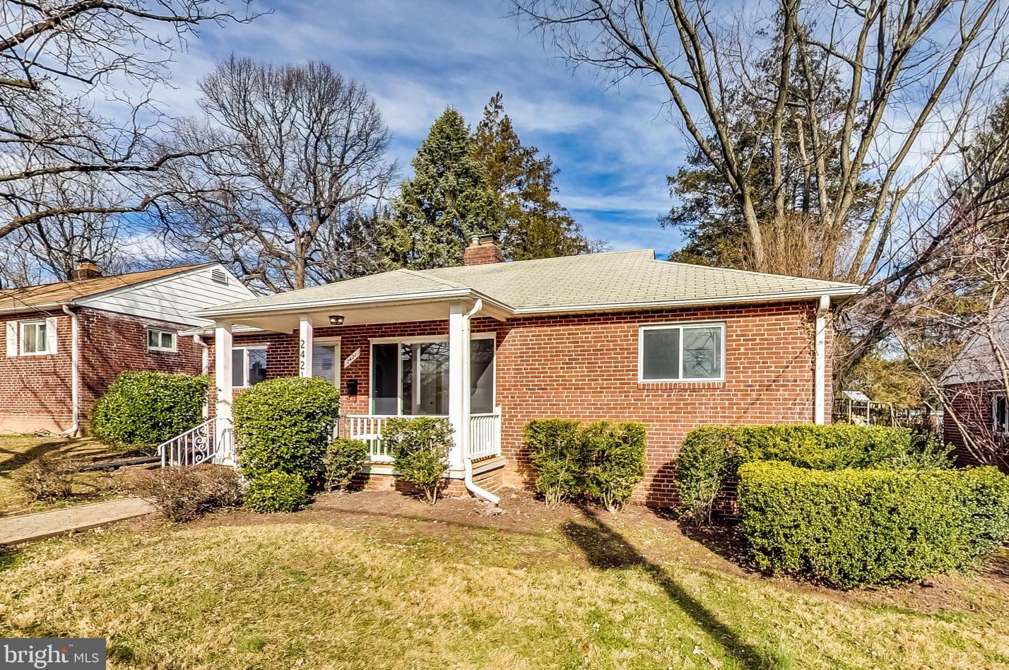 2421 Homestead Dr, Silver Spring, MD 20902