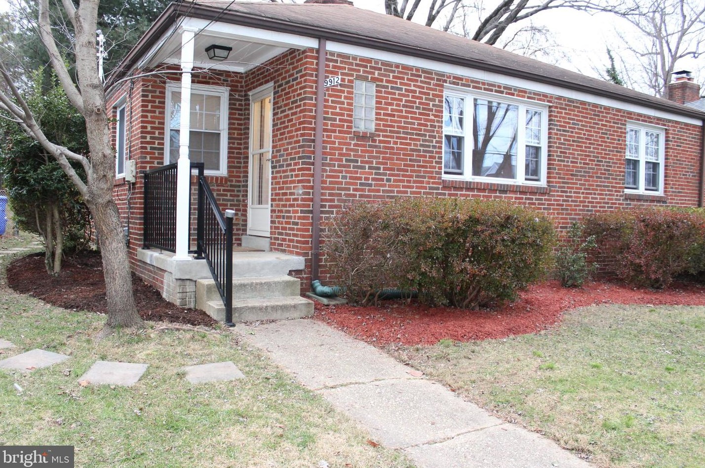 9912 Markham St, Silver Spring, MD 20901