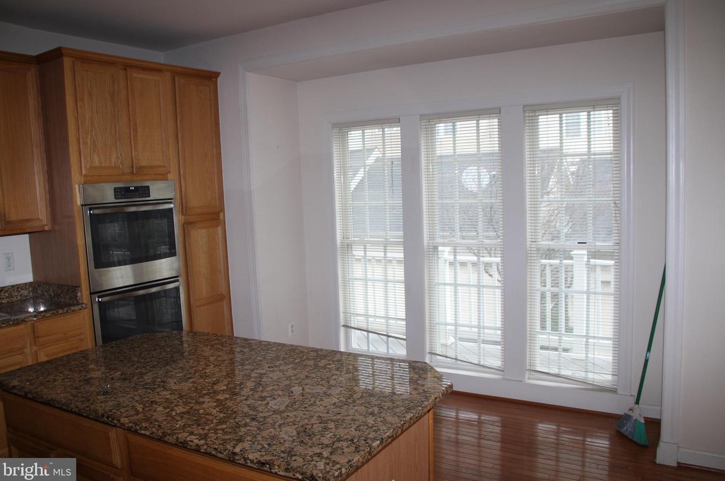 12921 Benton Park Cir, Clarksburg MD  20871-5306 exterior