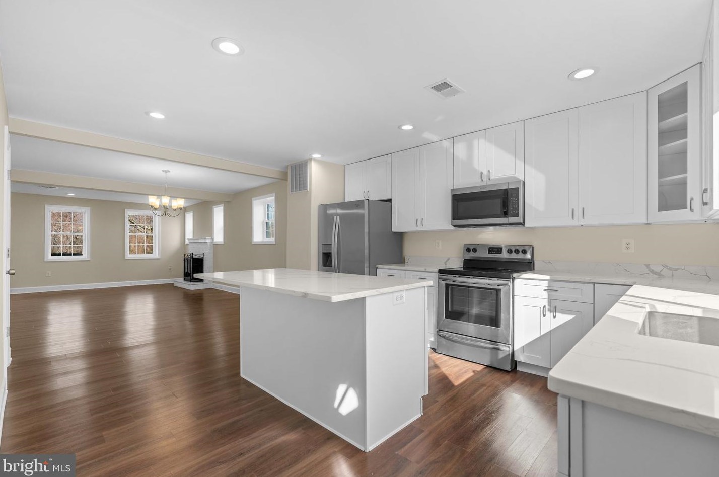 20539 Zion Rd, Gaithersburg MD  20882-1728 exterior