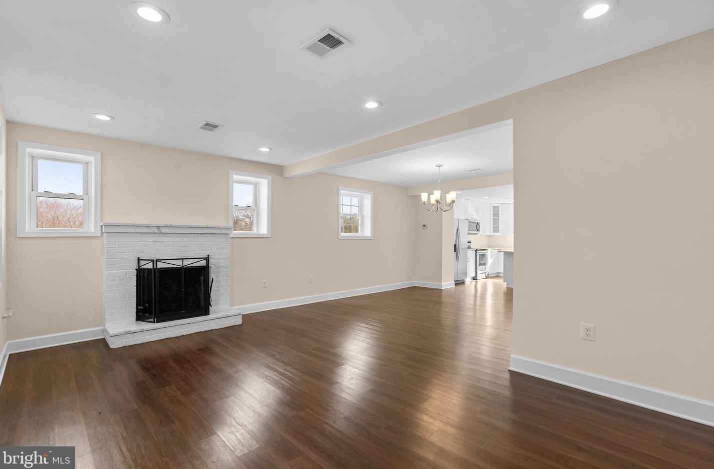 20539 Zion Rd, Gaithersburg MD  20882-1728 exterior