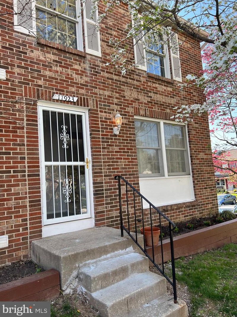 17923 Ashton Club Way, Ashton, MD 20861