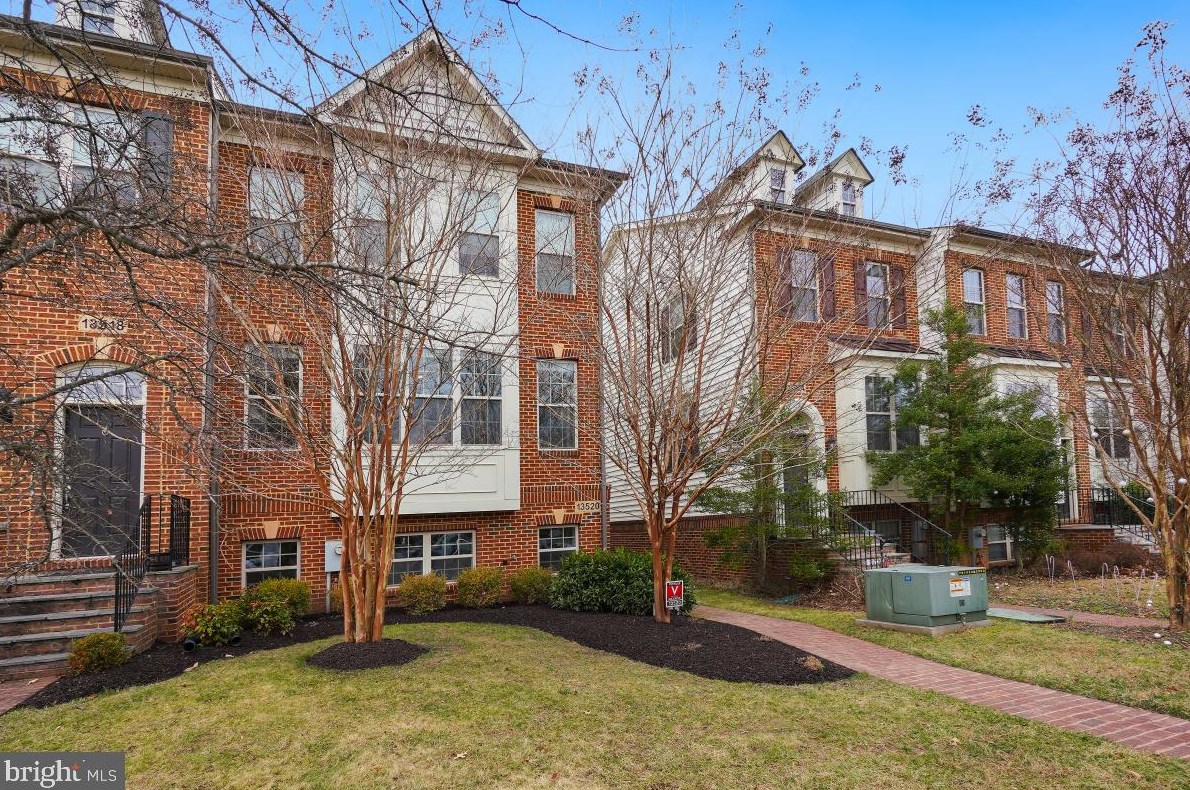 13520 Tivoli Lake Blvd, Silver Spring, MD 20906