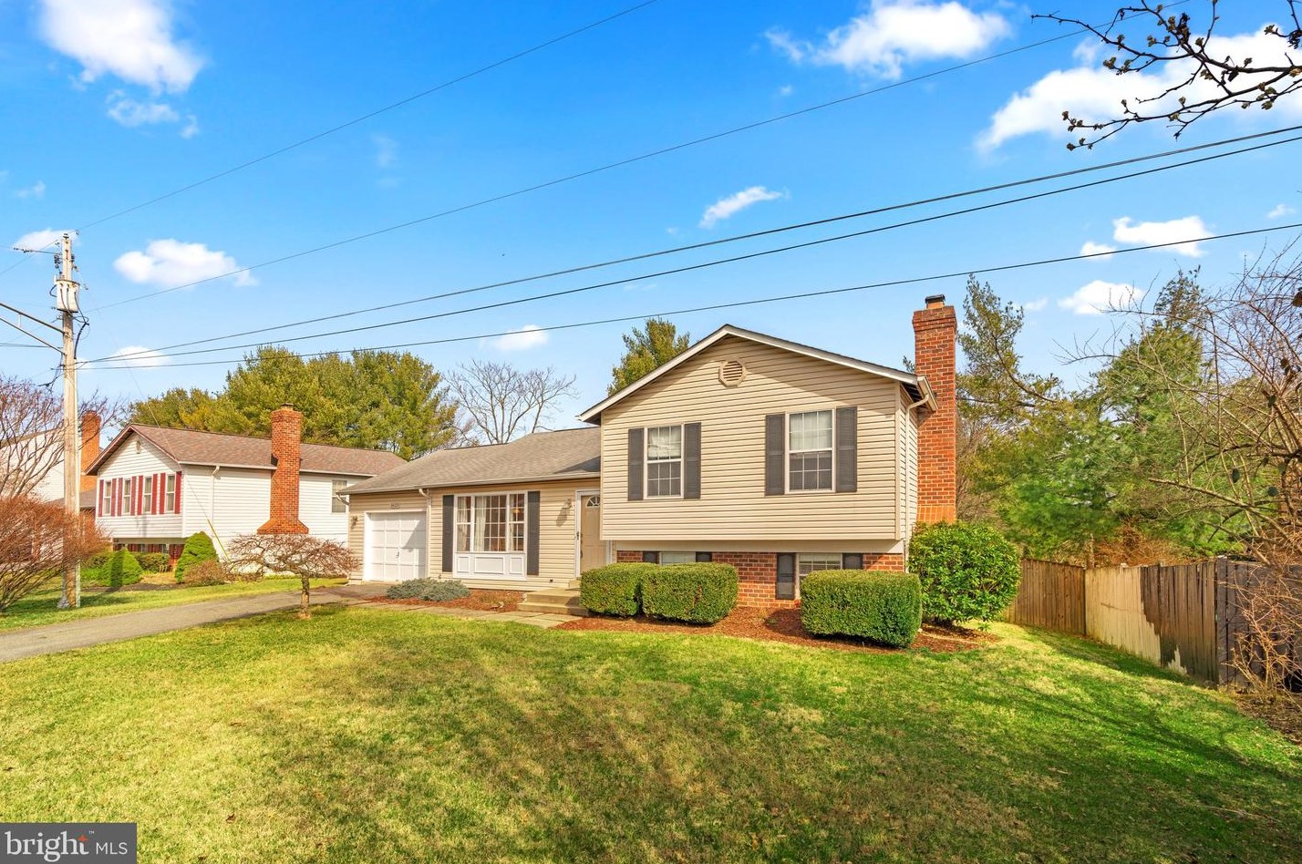 24229 Welsh Rd, Gaithersburg, MD 20882-3929