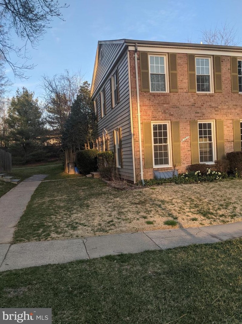 9200 Weathervane Pl, Gaithersburg, MD 20886