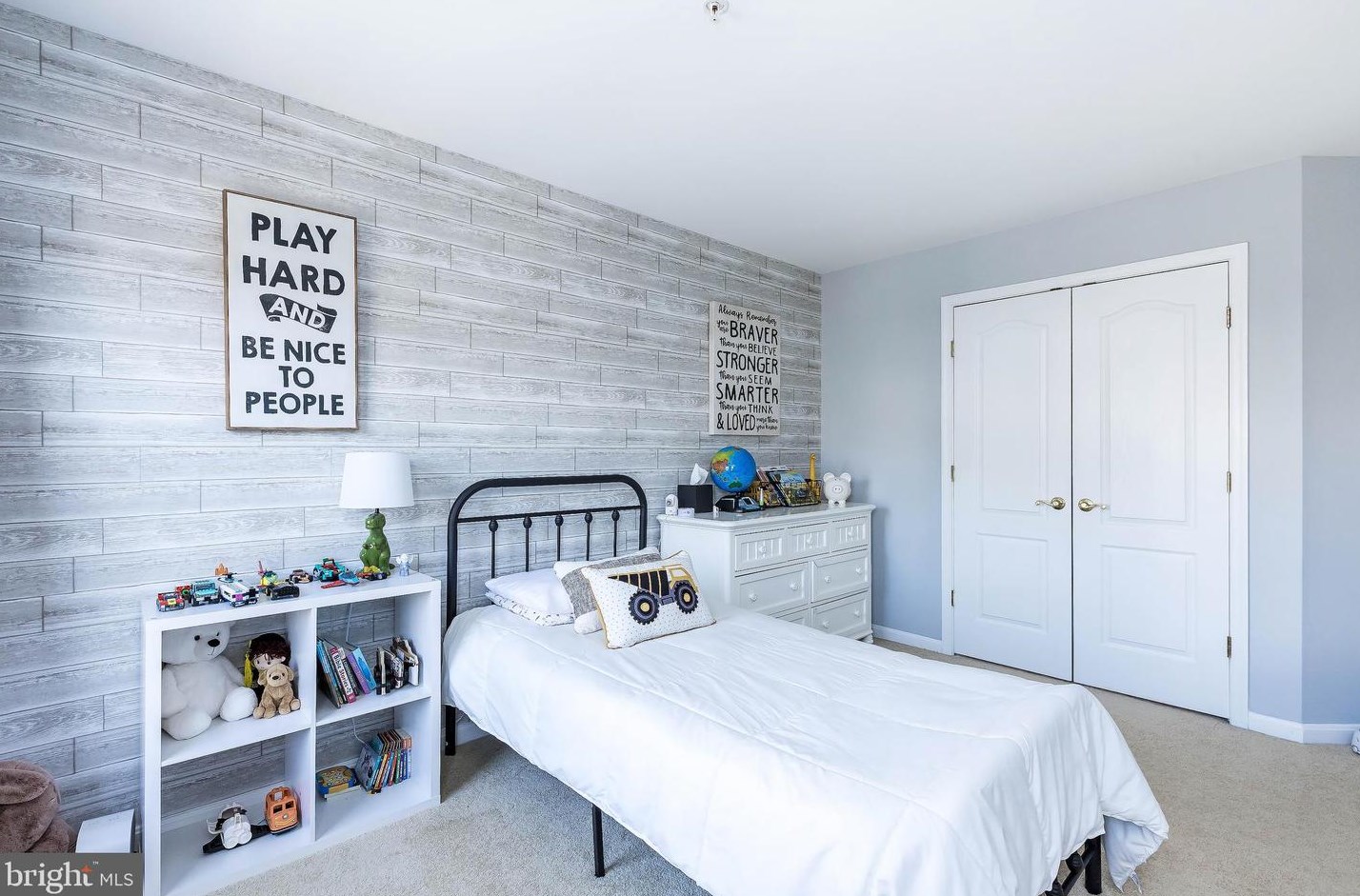 23838 Burdette Forest Rd, Clarksburg MD  20871-4373 exterior