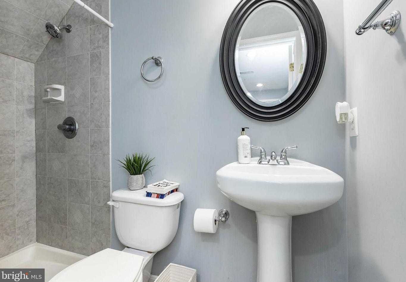 23838 Burdette Forest Rd, Clarksburg MD  20871-4373 exterior