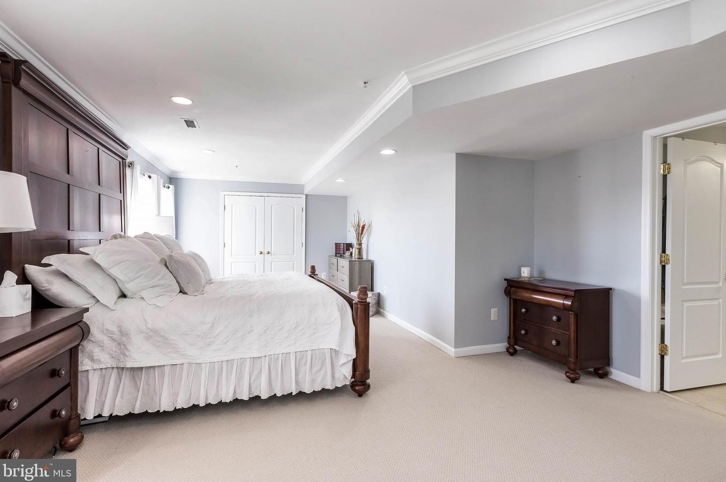 23838 Burdette Forest Rd, Clarksburg MD  20871-4373 exterior