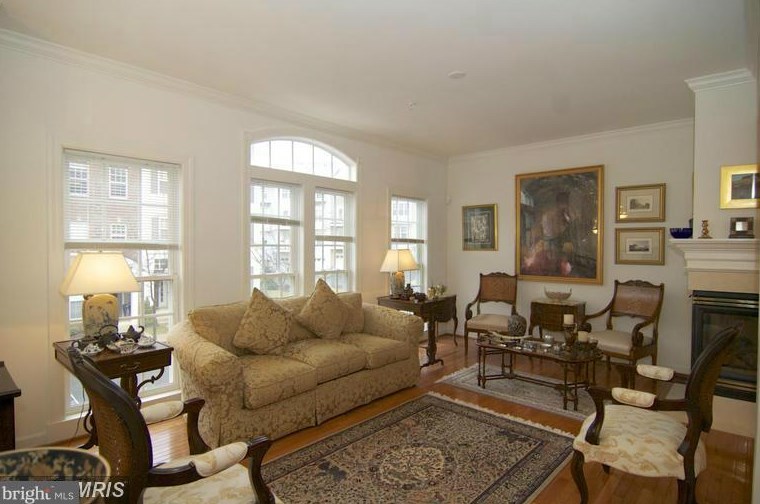 20 Swanton Ln, Gaithersburg MD  20878-5875 exterior